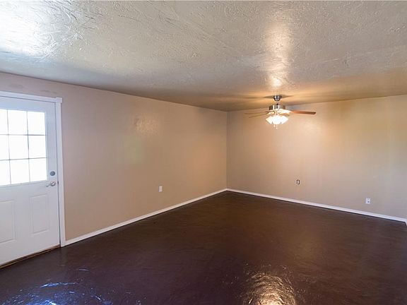 2nd image of 289 S Broadway Ave