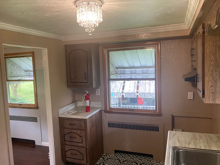 609 Independence Dr — Photo 6