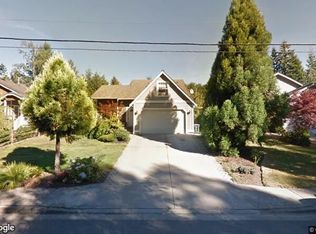 917 E Orchard Dr, Bellingham, WA 98226