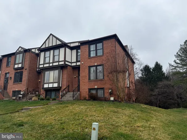 52 Faraday Dr, Lutherville Timonium, MD 21093