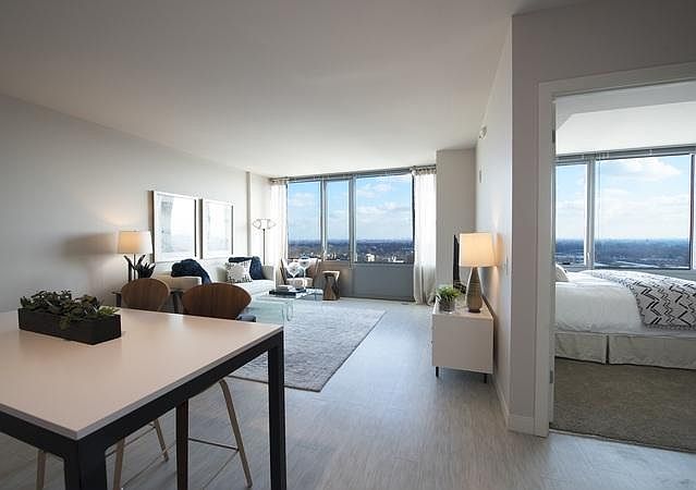 1st image of 155 Forest Ave #2