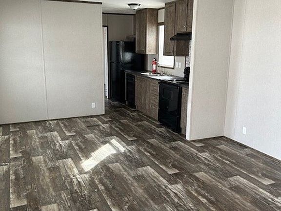 2nd image of 601 James St Unit 94