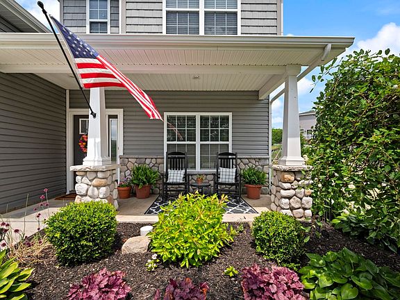 5th image of 6118 Macleod Ct