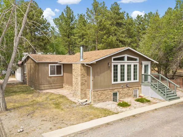 745 Salem Ave, Newcastle, WY 82701