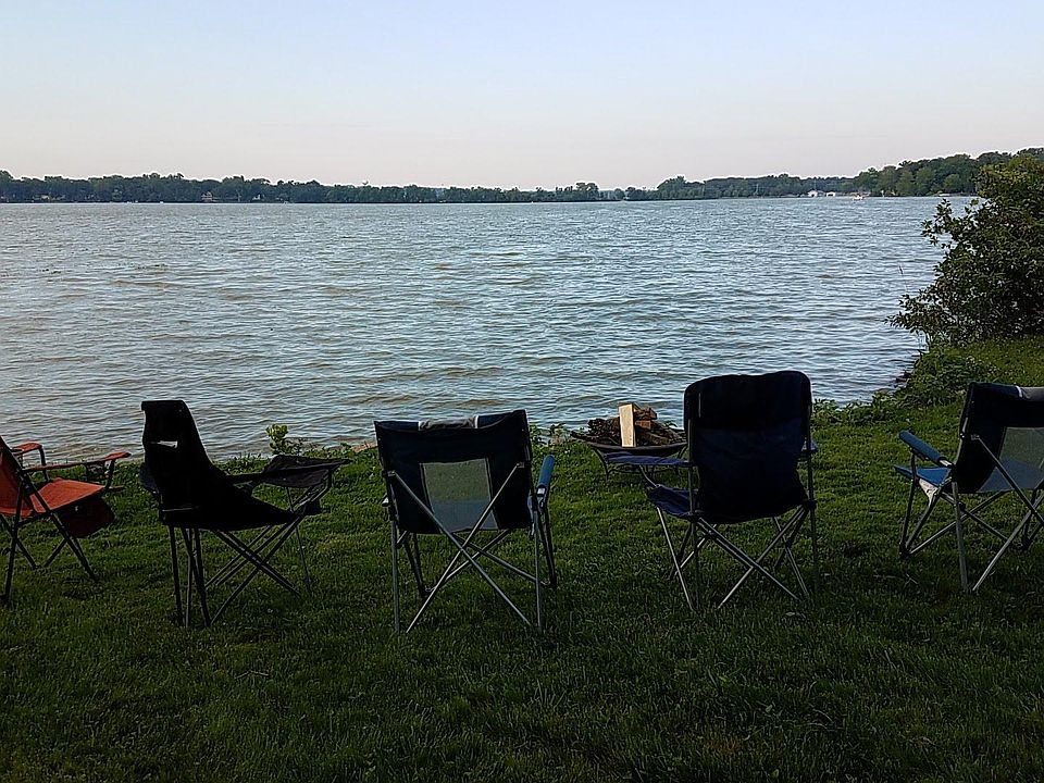 Backyard Mccullom Lake Waterfront