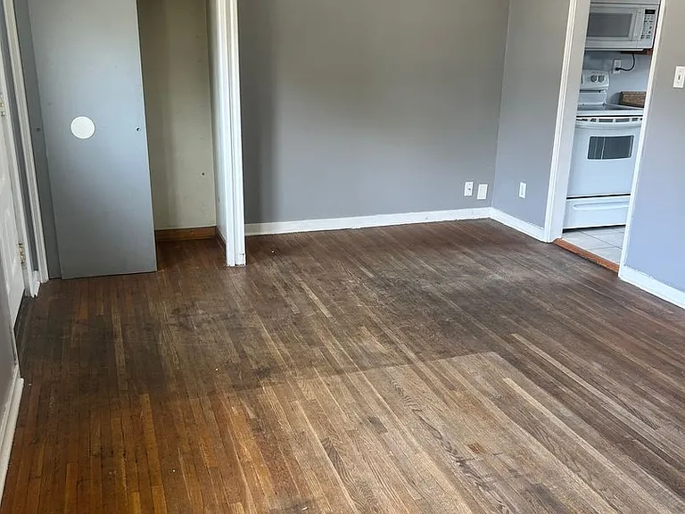 905 S Garfield St — Photo 4