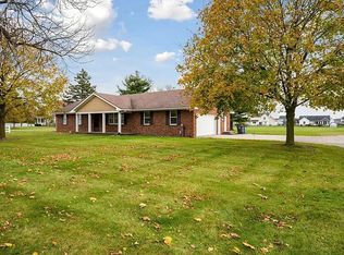 13105 Roachton Rd, Perrysburg, OH 43551