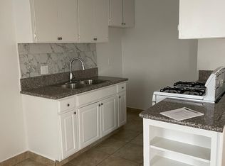 14756 Delano St APT 4, Van Nuys, CA 91411