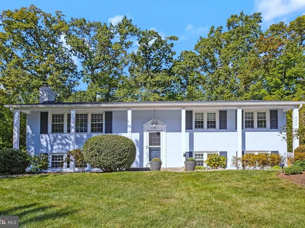 4302 Argonne Dr, Fairfax, VA 22032