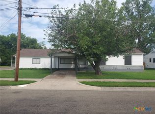 132 S Circle Dr, Belton, TX 76513