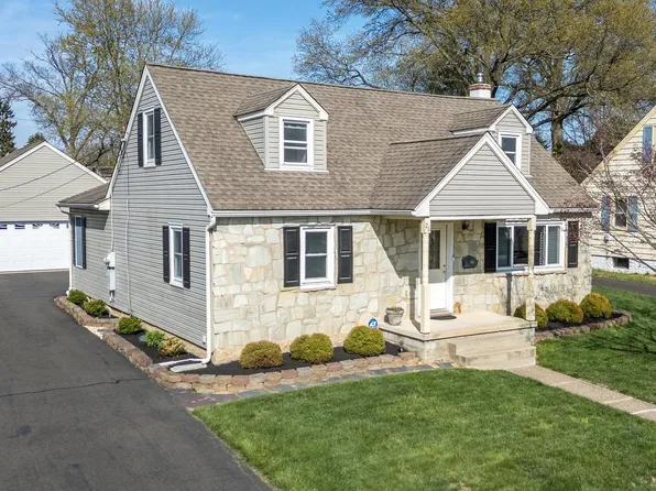 26 Shirley Rd, Hatboro, PA 19040