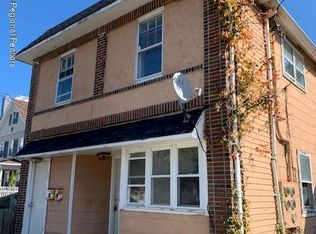 35 Miller St, Highlands, NJ 07732