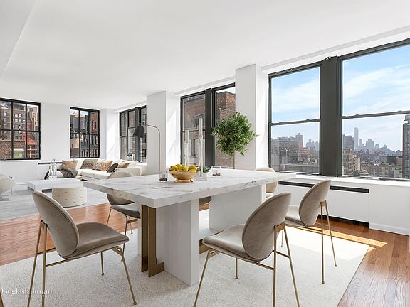 3rd image of 252 W 30th St APT 15