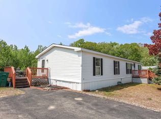 19 Country Ln, Fremont, NH 03044