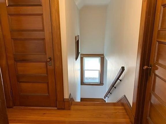 4th image of 66 Winter St Floor 2