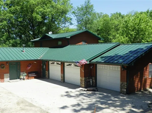 2518 250th St, Delhi, IA 52223