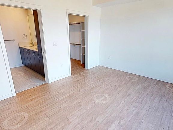 4th image of 3202 W 17th Ave #350