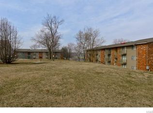 8229 Normandy Trace Ct APT A, Saint Louis, MO 63121