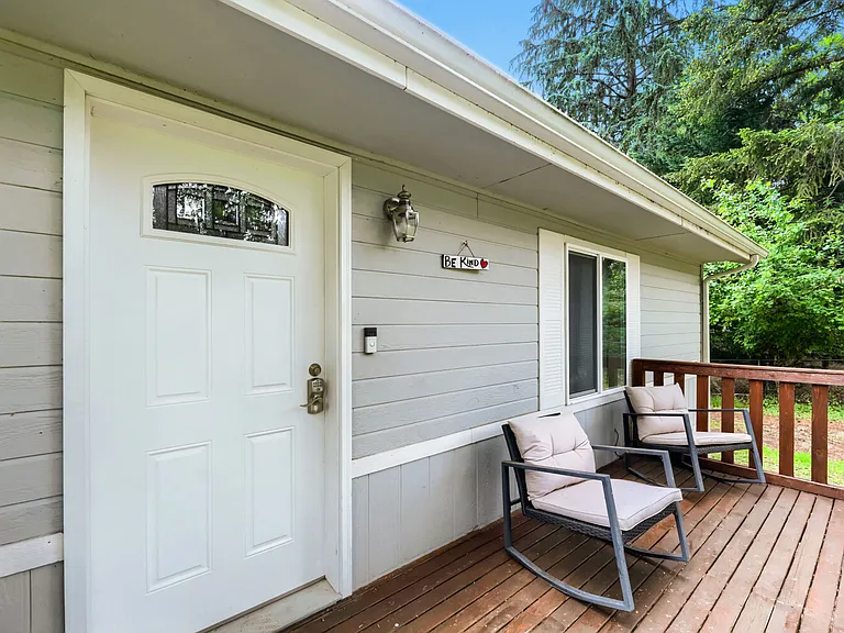 23332 E Echo Lake Rd — Photo 31