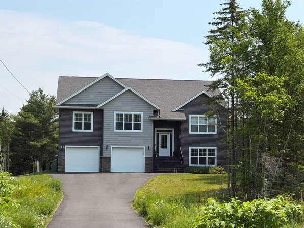 160 Morning Breeze Dr, Mount Uniacke, NS B0N 1Z0