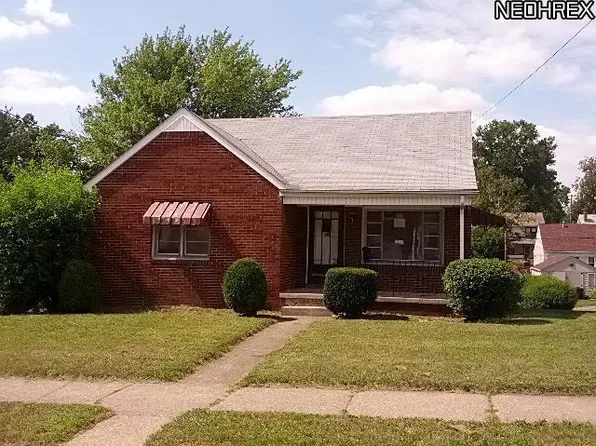 1431 25th St NW, Canton, OH 44709
