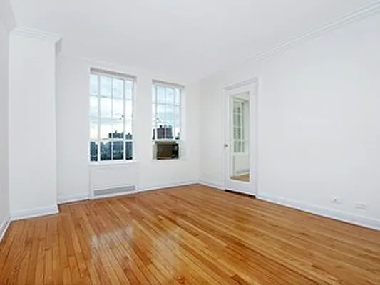 Rented by Corcoran | media 15