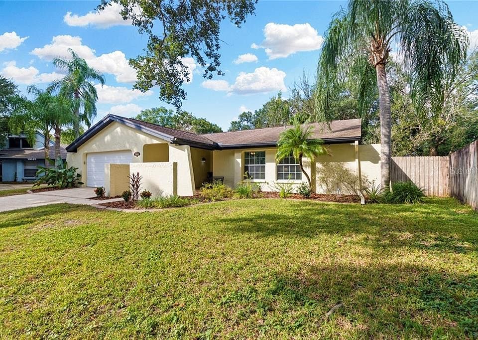 1st image of 15644 Bear Creek Dr