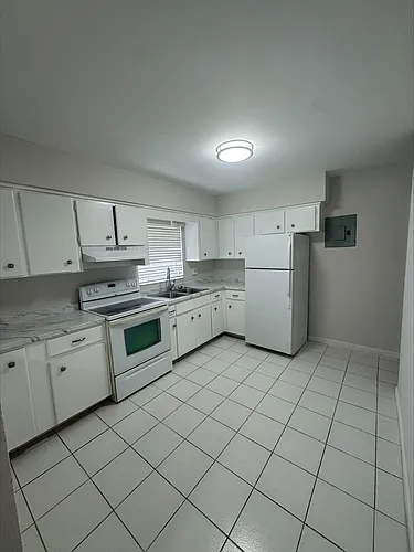 5410 NE 22nd Ter #12 Photo 1