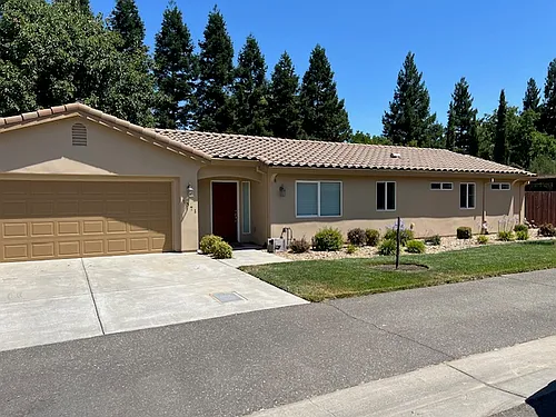 1371 Cassel Ln Photo 1