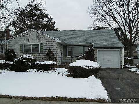 1st image of 77 Terrace Dr