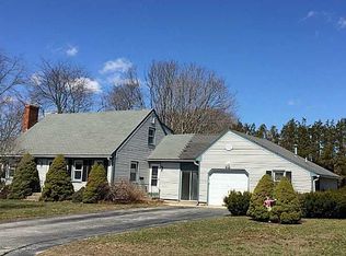 12 Foote St, Barrington, RI 02806