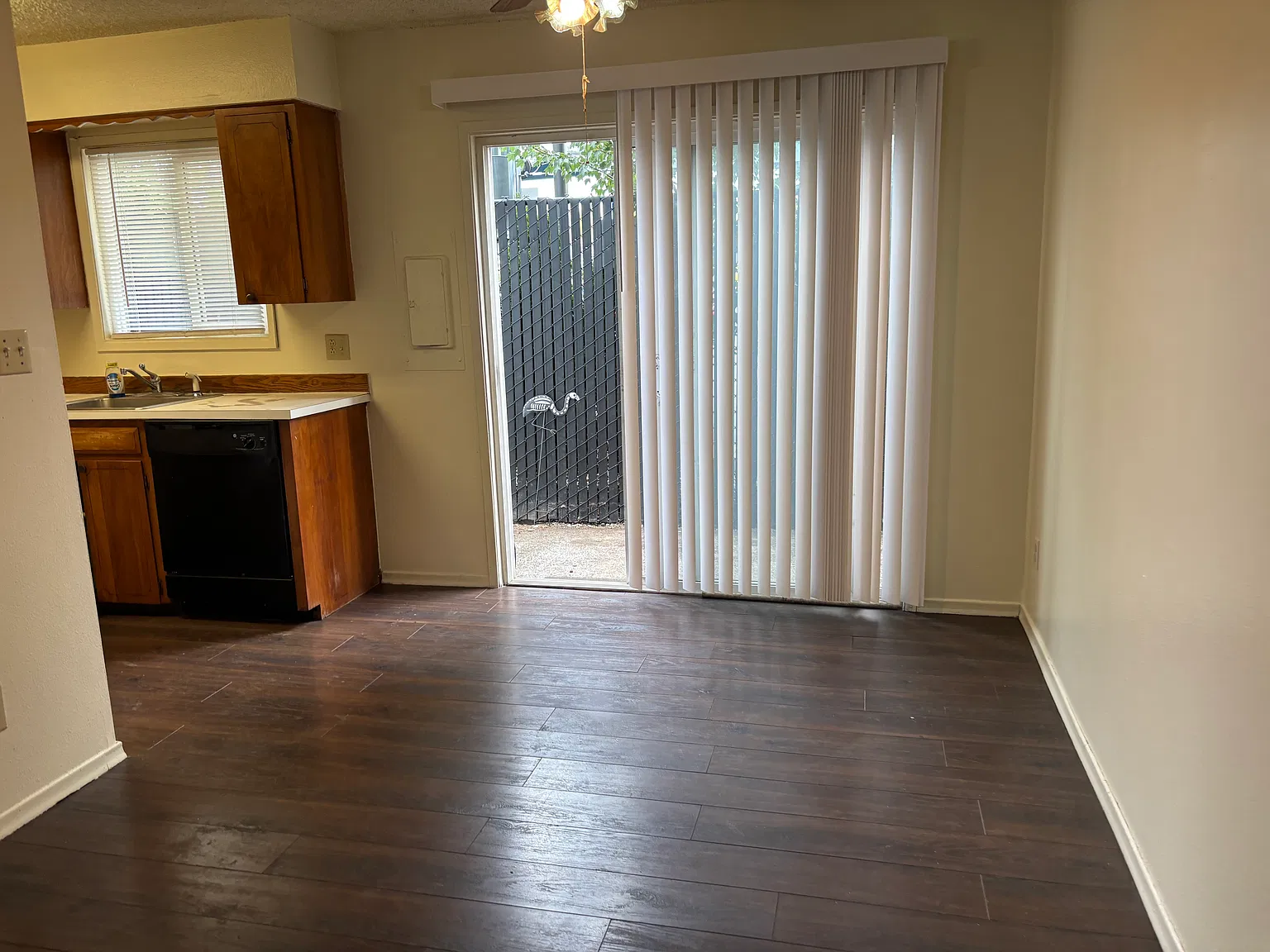 1 bed, $1,165 — Photo 2