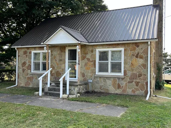 1126 Marshall Rd, Tekonsha, MI 49092