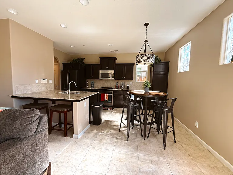 3630 Richmond Ave — Photo 5