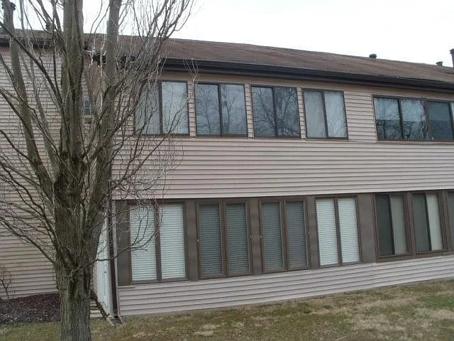 905 Inverness Rd #8 photo 1