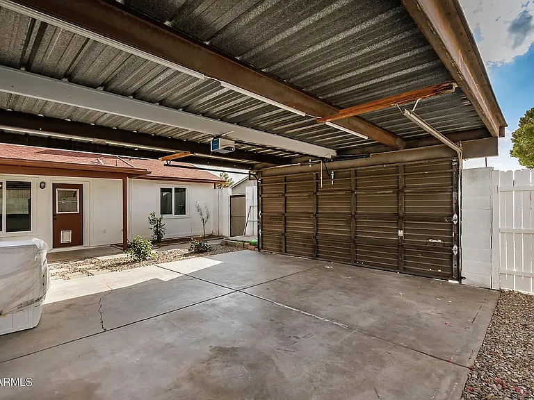5130 W Joan De Arc Ave — Photo 10