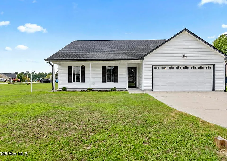 201 Chandler Simpson Ct