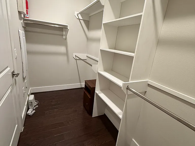 4819 Caroline St #2 — Photo 3