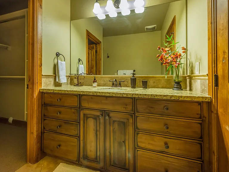 931 Meadowlark Ln — Photo 26