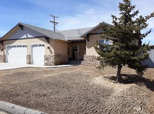347 Maple Ridge Dr, Big Bear City, CA 92314