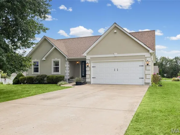 861 Saint Andrews Dr, Union, MO 63084