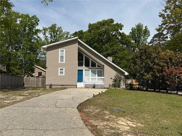 375 Offing Dr, Fayetteville, NC 28314
