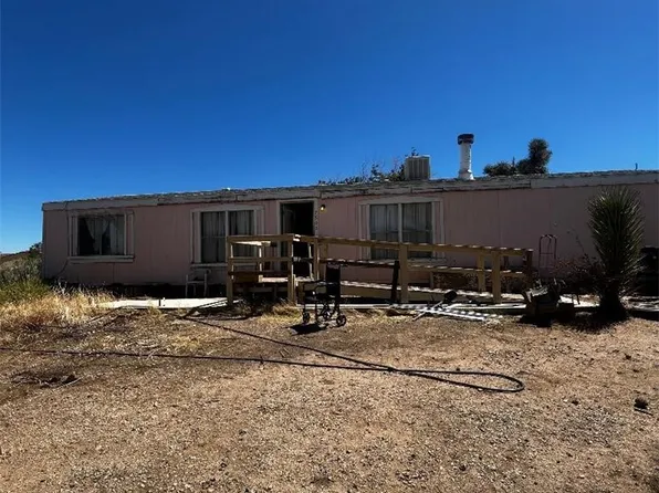 7933 7th St, Phelan, CA 92371