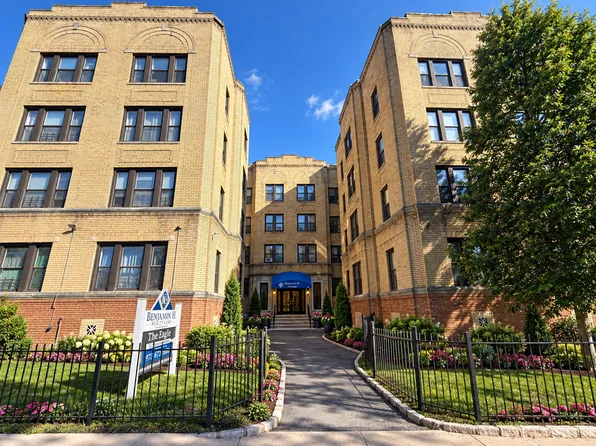 The Eagle, 182 N Arlington Ave APT 9, East Orange, NJ 07017