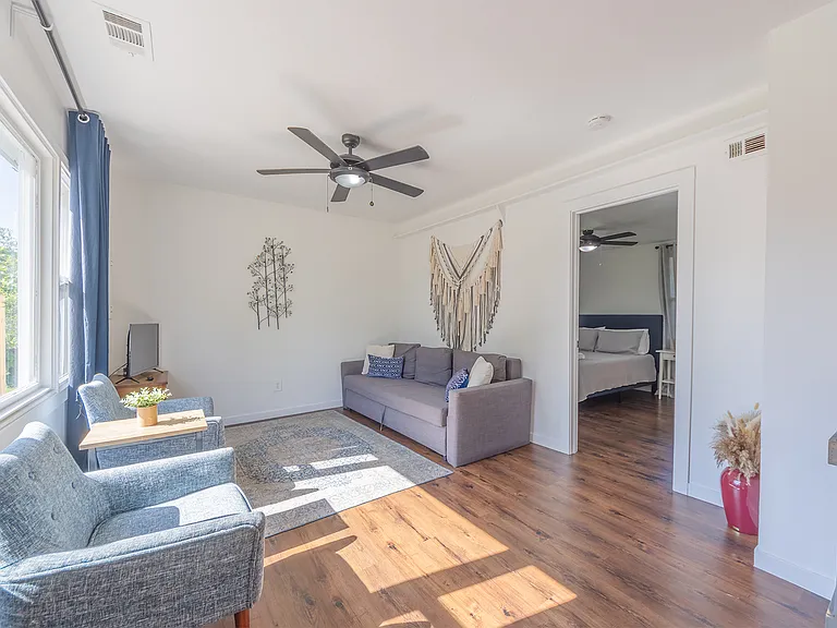 2906 Blue Star Hwy #3 — Photo 3