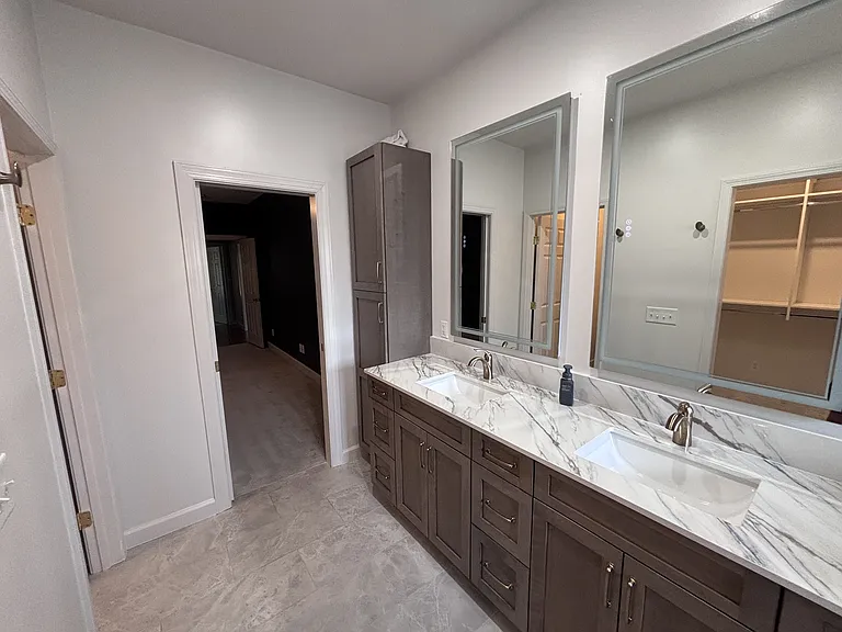 420 Lake Forest Dr SE — Photo 30