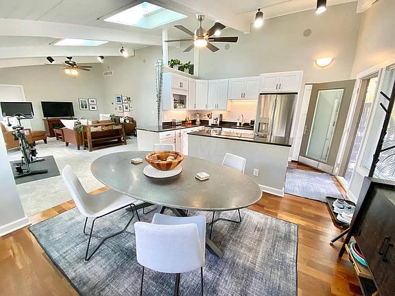 4th image of 2109 W 5th Ave #5388205