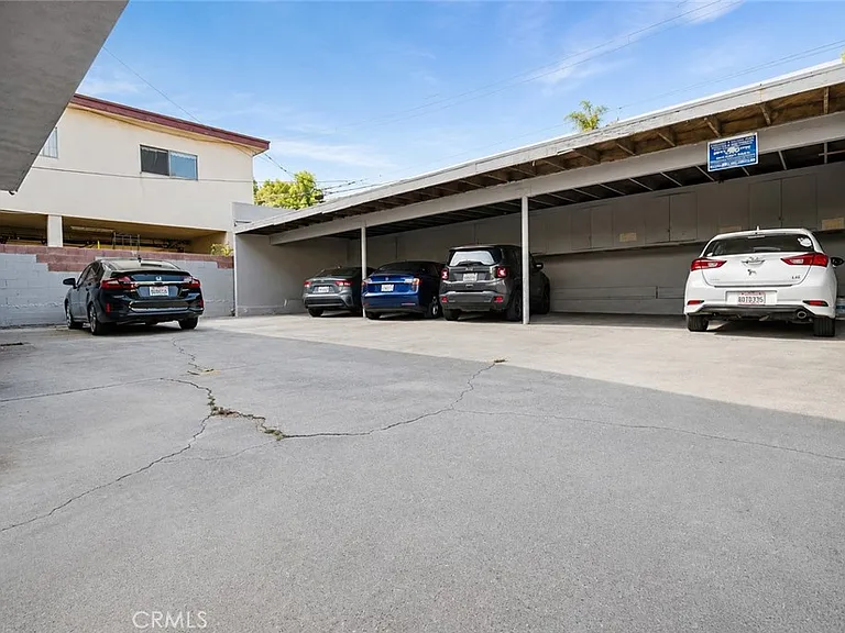 1224 N Mansfield Ave — Photo 10