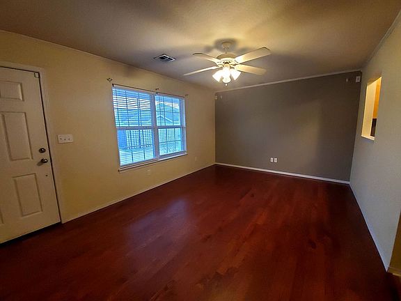 3rd image of 4362 W Cottage Dr