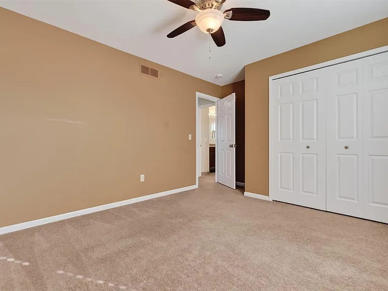 699 Bay Pointe Dr — Photo 29